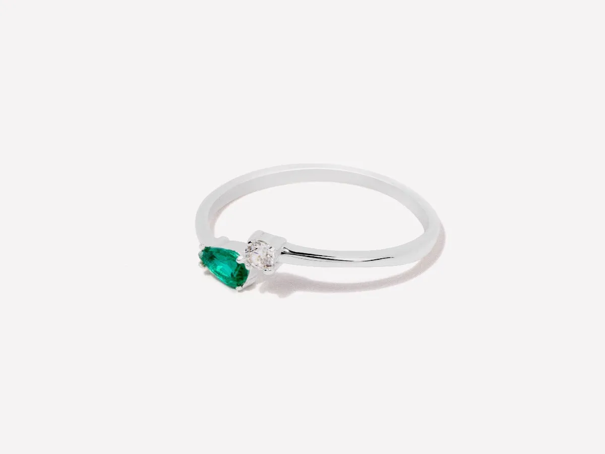 Serpentine Emerald Silver Ring